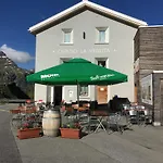 奥斯皮奇奥拉维杜塔酒店 酒店 比维奥